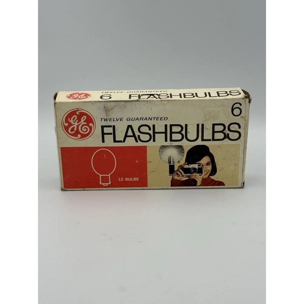Vtg GE No. 6 Flashbulbs 8/12 Clear Bulbs w/ Original Box 1950s Photography USA